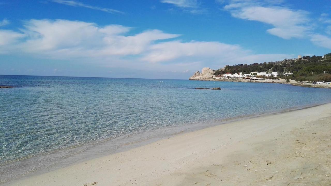 Villetta Bianca Sulla Spiaggia - Apulia Home غالّيبولي المظهر الخارجي الصورة