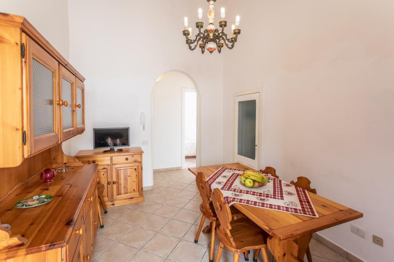 Villetta Bianca Sulla Spiaggia - Apulia Home غالّيبولي المظهر الخارجي الصورة
